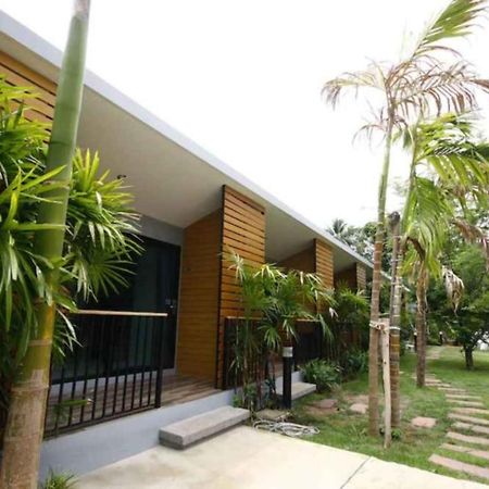 Phumi Resort Thalang Exteriör bild