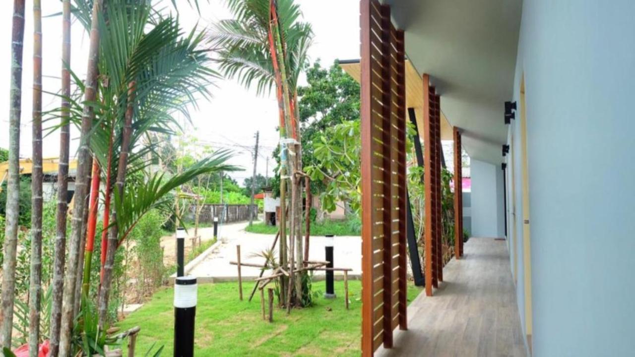 Phumi Resort Thalang Exteriör bild