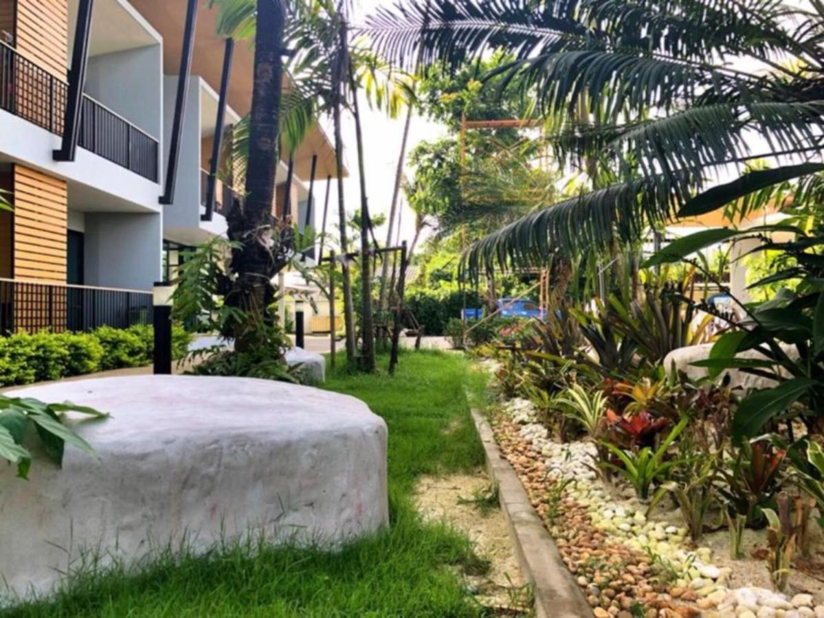 Phumi Resort Thalang Exteriör bild
